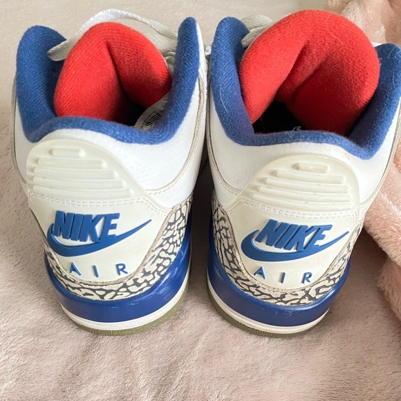 Blue red and white Air Jordan 3 Retro OG 'True Blue' 2016 - Picture 4 of 8